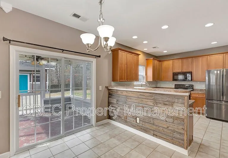 3050 Argyll Dr — Photo 6
