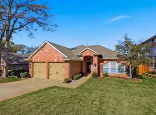 2203 Knoll Ridge Dr, Corinth, TX 76210
