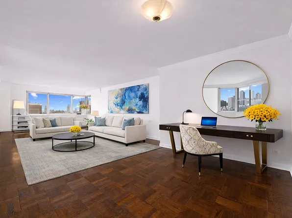 70 E 10th St APT 20C, New York, NY 10003