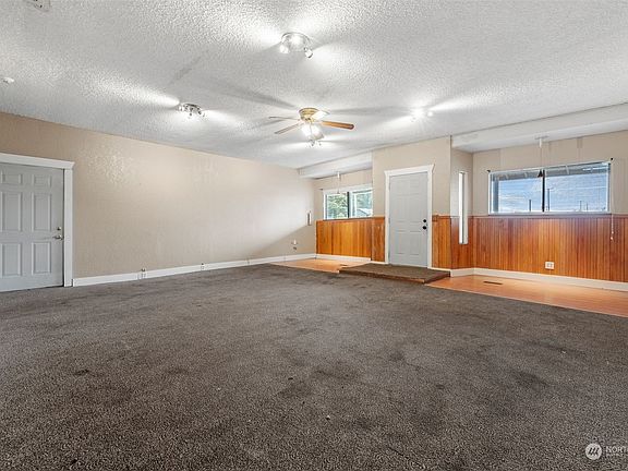 2nd image of 17923 52nd Avenue E #A-B-C