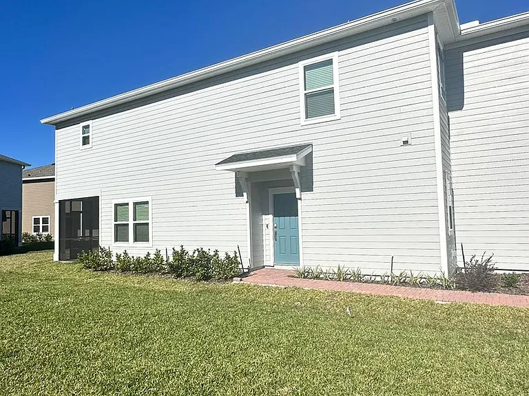299 Belfort Ct — Photo 4