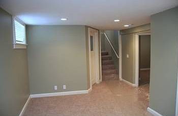 5th image of 1548 Laird Ave