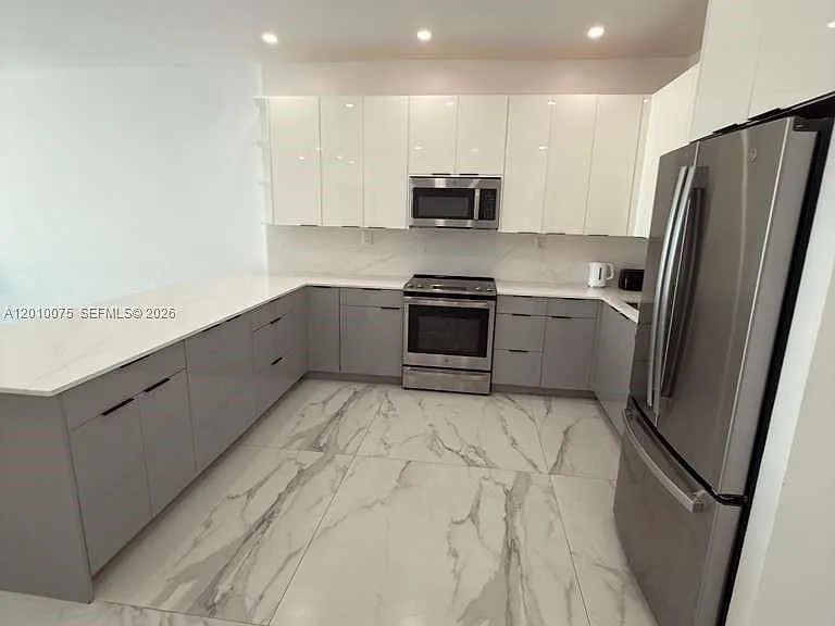 19370 Collins Ave #Penthouse 3 — Photo 10