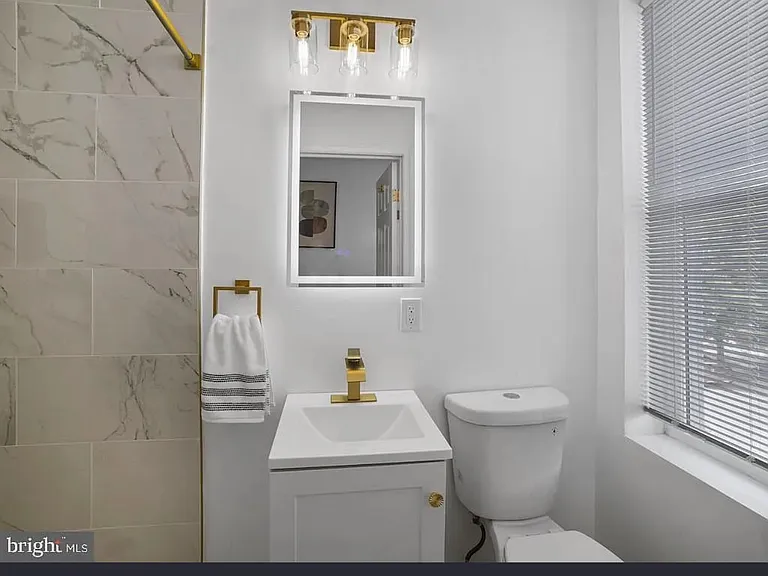 1817 Clifton Ave — Photo 1