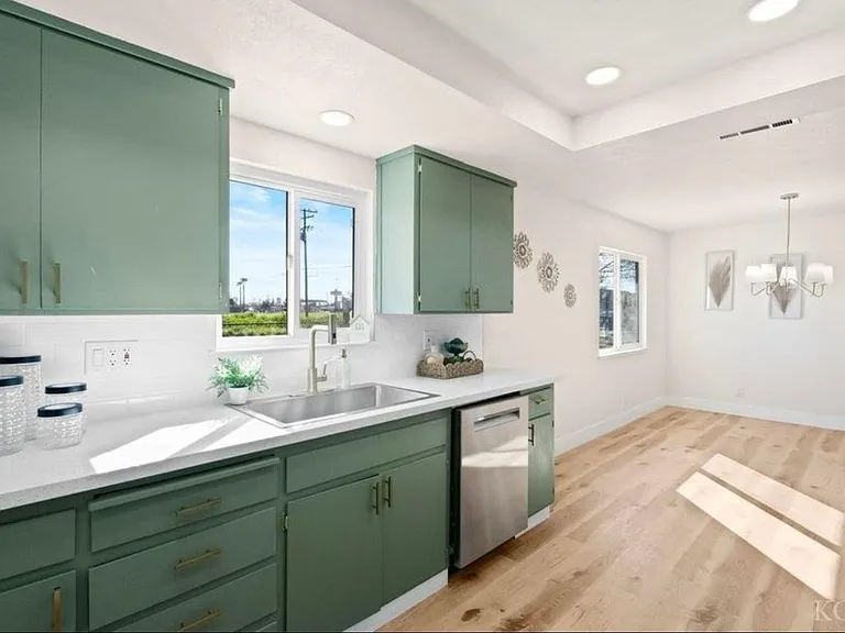 760 Crass Ave #1 — Photo 15