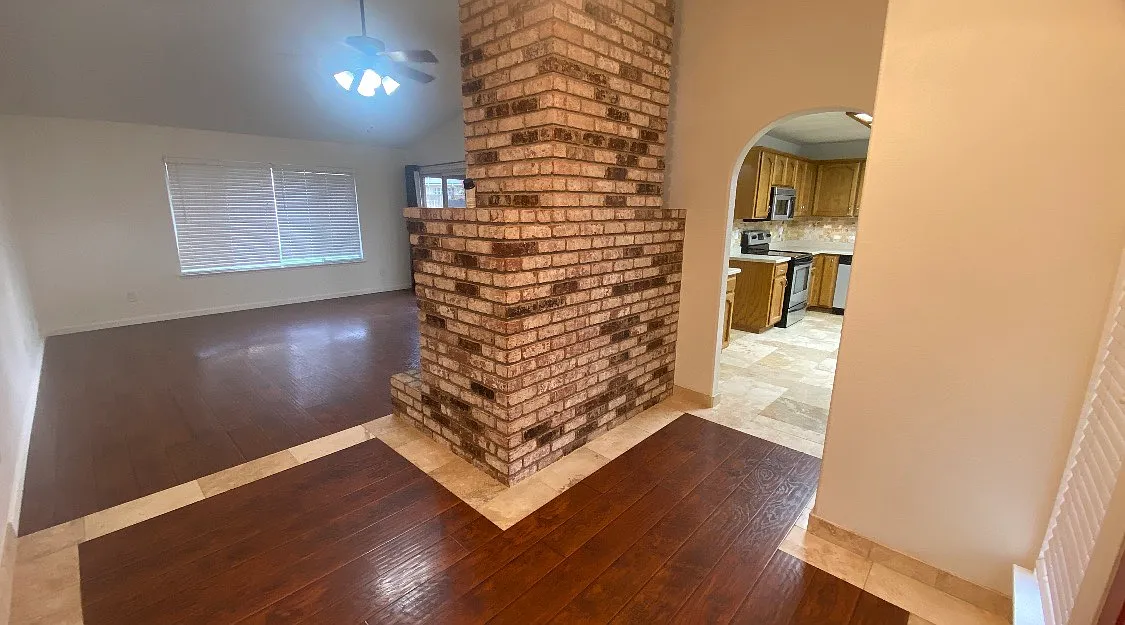 1580 Portofino drive — Photo 3