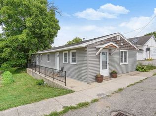 76 S Water St, Hopkins, MI 49328