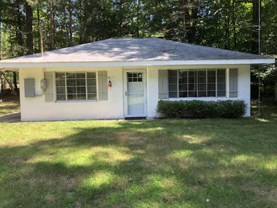 815 E 6th St, Pentwater, MI, 49449