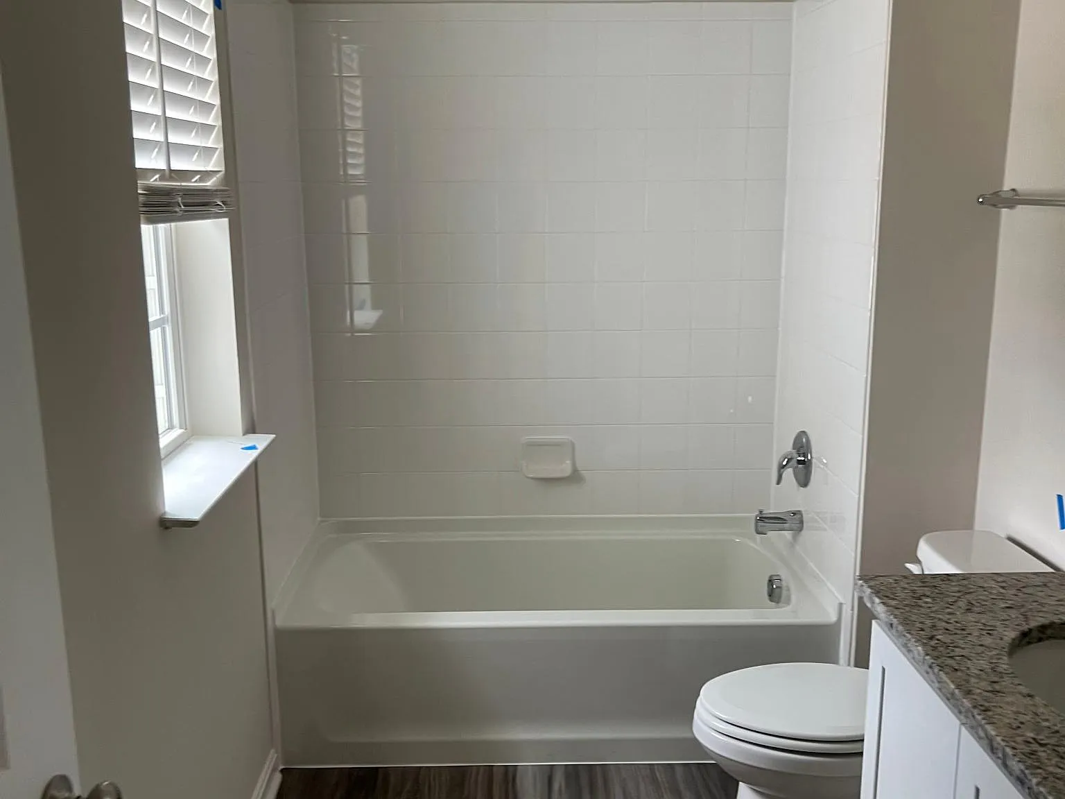 2059 Pomona Way — Photo 3