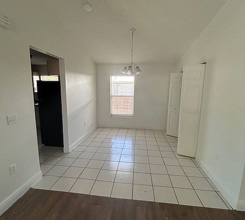 3rd image of 1052 Highland St