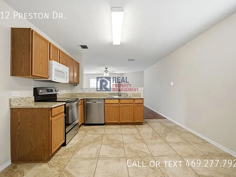 712 Preston Dr — Photo 10