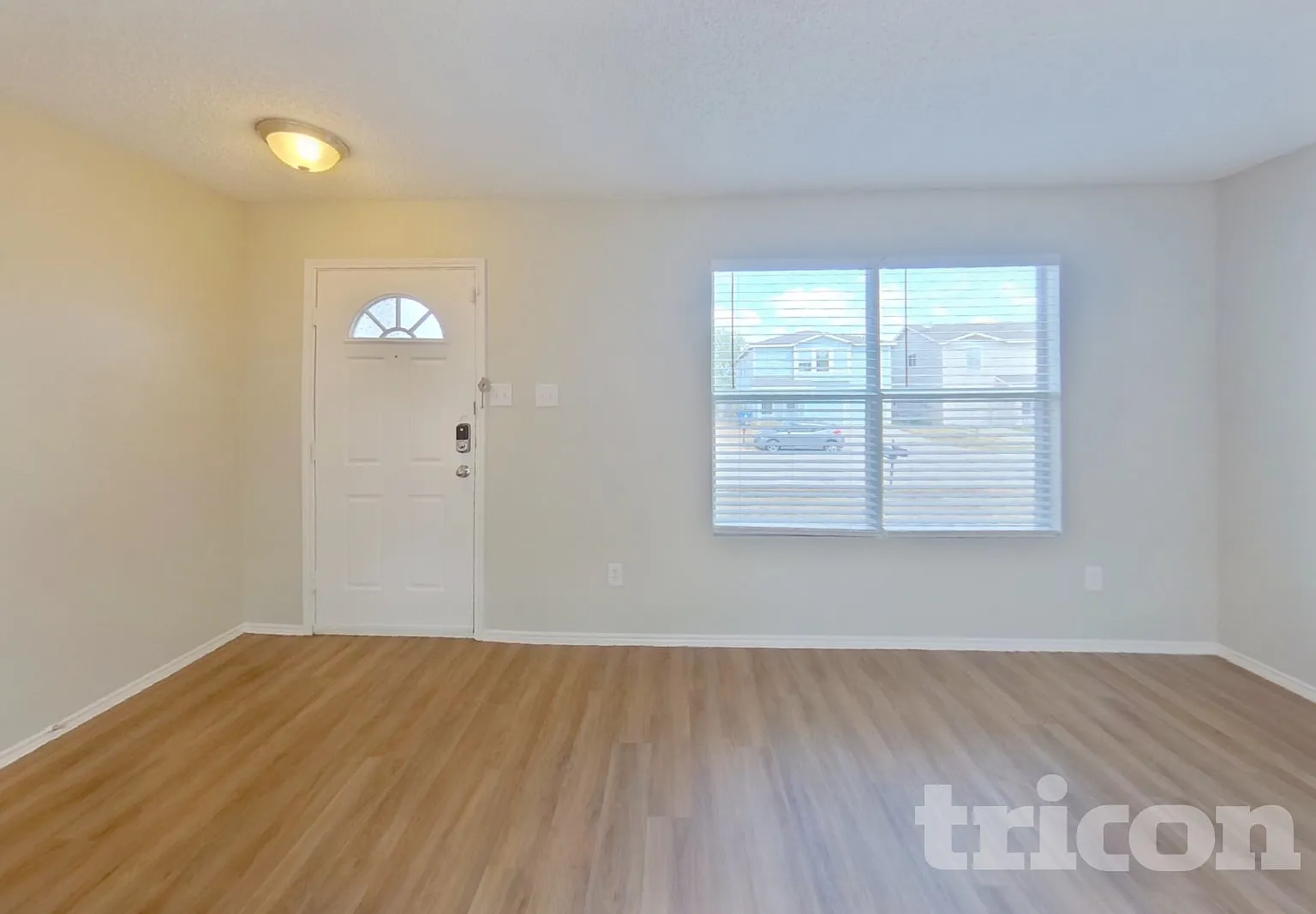 1708 Vineridge Lane Burleson TX — Photo 2