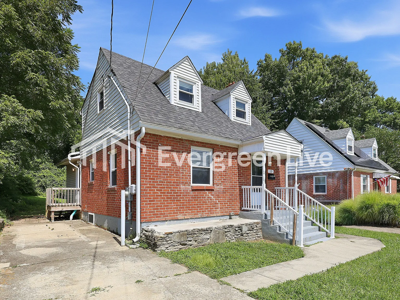 3 bed, 2.0 bath, 1139 sqft, $1,695 — Photo 2