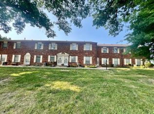 901-909 NW Colbern Rd #931-939, Lees Summit, MO 64086