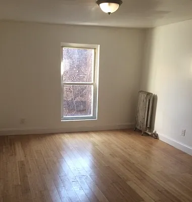 Rented by Andrew Parker, LREB | media 26