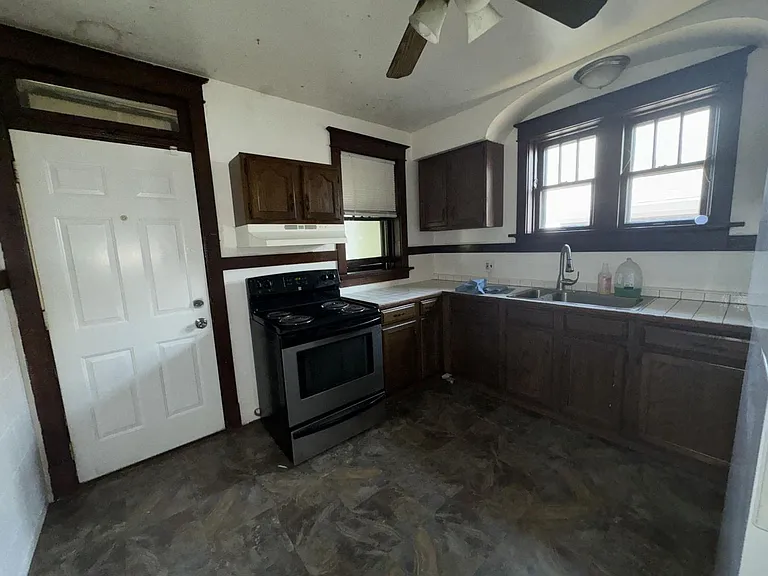 5741 Floy Ave — Photo 11