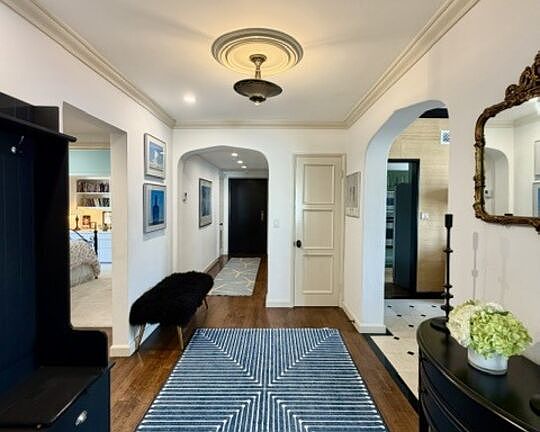 2nd image of 1424 N Crescent Heights Blvd Unit 41
