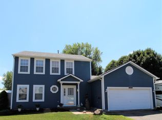 8211 Balsam Ct, Fox Lake, IL 60020