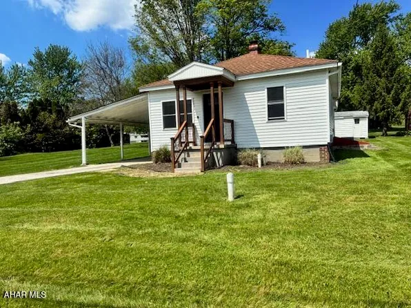 14977 Dunnings Hwy, East Freedom, PA 16637