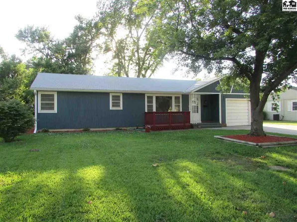 833 N Myers St, McPherson, KS 67460