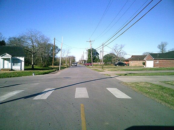 4th image of 760 Florida Ave
