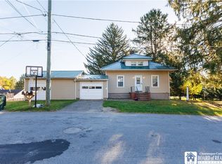 26 Merlin Ave, Jamestown, NY 14701