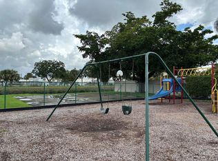 9121 W Sunrise Blvd, Fort Lauderdale, FL 33322