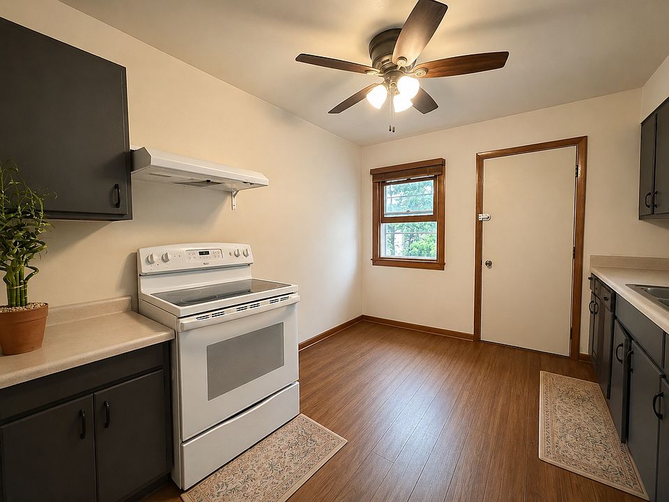 1st image of 2308 Parmenter St APT 3
