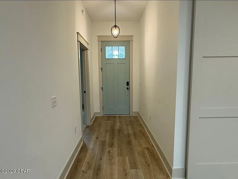 4640 Delwood Park Blvd — Photo 2