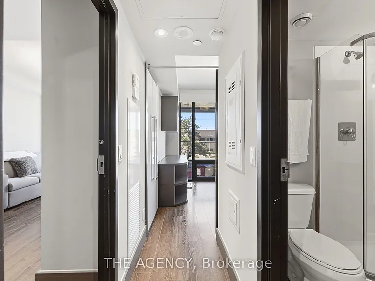 330 Phillip St — Photo 13