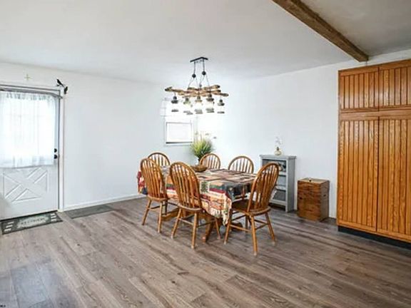 5th image of 4667 Saint Clara Rd