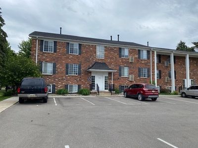 515 W Highland Rd S #E4, Howell, MI, 48843