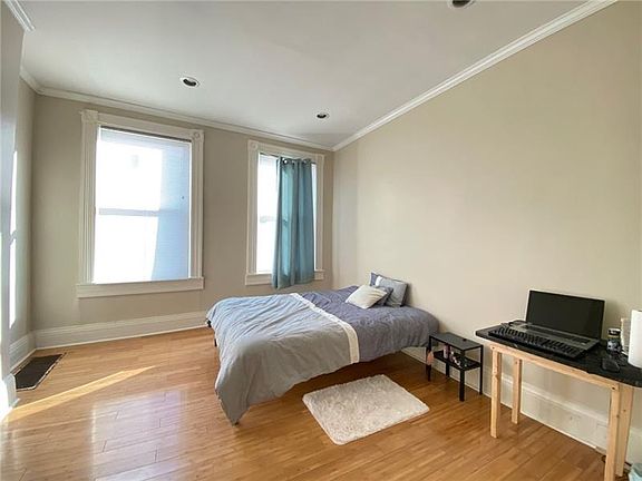 4th image of 434 S Aiken Ave