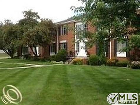3rd image of 622 E Fox Hills Dr #1