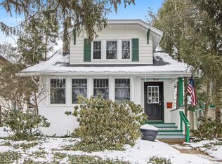 1328 W Maple St, Kalamazoo, MI 49008