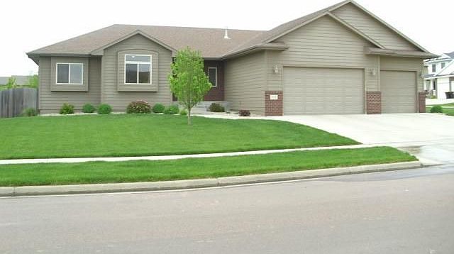 1st image of 6908 S Heatherridge Ave