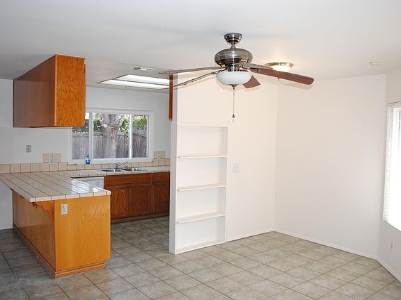 3rd image of 2154 Pueblo Gln