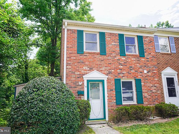 3rd image of 114 Janney Ct