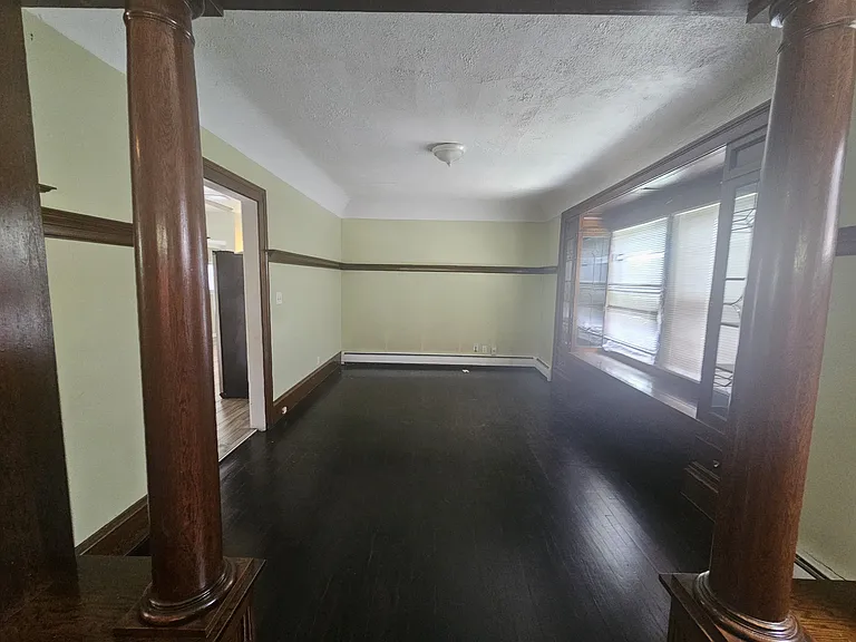 3868 Washington Park Blvd — Photo 8
