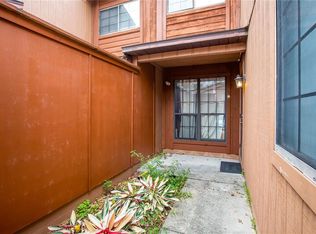 5746 SW 8th Pl, Gainesville, FL 32607