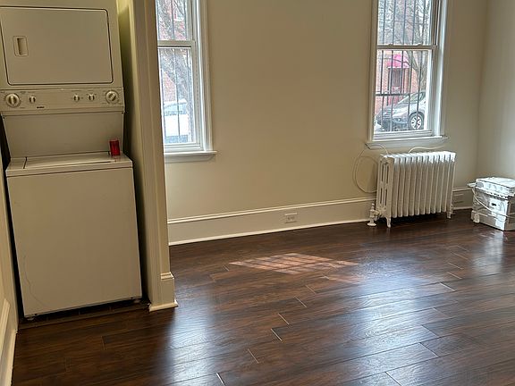 5th image of 423 S 50th St #1
