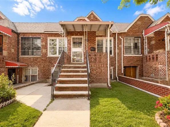 2326 East 19th Street image 1 of 26