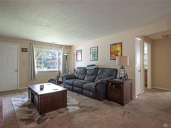 4th image of 407 Heather St #2