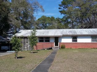 309 W McKinnon Ave, Bonifay, FL 32425