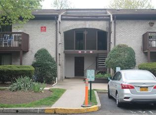 3 Secora Rd APT D-7, Monsey, NY 10952
