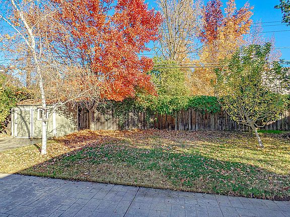 5th image of 151 Lagomarsino Way