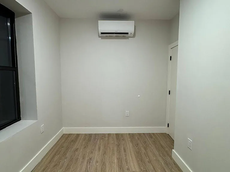 269 Martin Luther King Dr #1A — Photo 4
