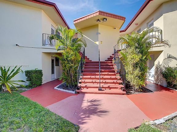 2nd image of 1619 NE Miami Gardens Dr APT 145