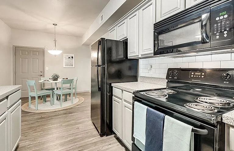 Magnolia View Apartments — Photo 1