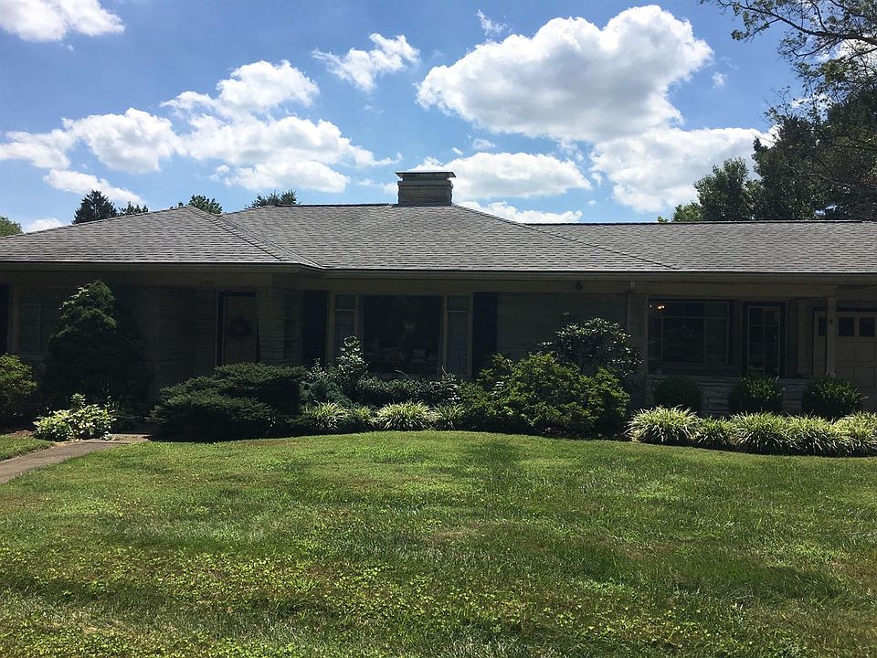 1st image of 1436 Lakewood Dr